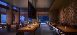 Restorāns vai citas vietas, kur ieturēt maltīti, naktsmītnē Koh Russey Resort
