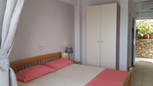 Voodi või voodid majutusasutuse Sunset Boulevard Hotel toas