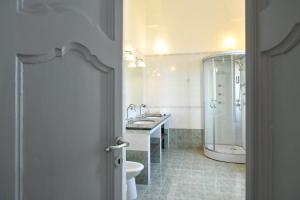 A bathroom at Dimora Duchessina Suites de Charme
