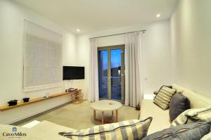 A television and/or entertainment centre at Cavo Milos