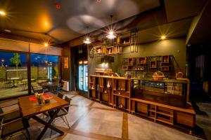 The lounge or bar area at The Kayseri Loft Hotel