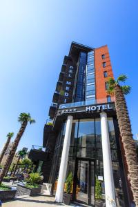 Gallery image of Hotel Del Medio in Sutomore