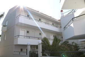 Gallery image of Mitika Hotel Apartments in Preveza