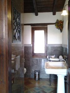 A bathroom at Crapa Licca
