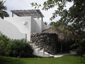 Aed väljaspool majutusasutust Hotel Azucar, Monte Gordo, a Member of Design Hotels