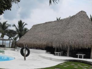 Bassein majutusasutuses Hotel Azucar, Monte Gordo, a Member of Design Hotels või selle lähedal