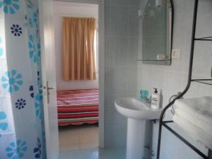 Posteľ alebo postele v izbe v ubytovaní CHALET 84 con PISCINA PRIVADA
