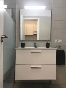 A bathroom at 907 Estudio con terraza Puerto de la Cruz Martianez