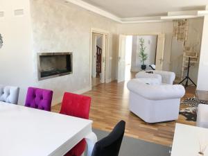 Gallery image of VILLA CORASAO LUXURY in La Zubia