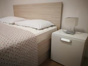Posteľ alebo postele v izbe v ubytovaní Vukotić Beach house