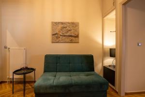 Gambar di galeri bagi Luxurious 4 bdrm+3 bath Apt in the heart of Athens di Athens