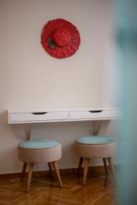 Gambar di galeri bagi Luxurious 4 bdrm+3 bath Apt in the heart of Athens di Athens