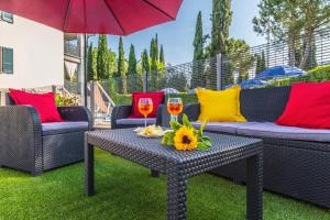 A garden outside Residence Nuove Terme