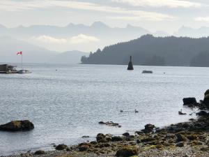 Gallery image of Gibsons Harbour Retreat in Gibsons