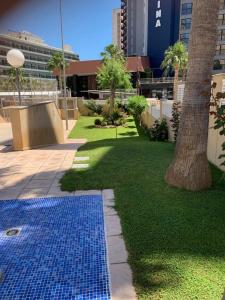 Bazén v ubytování GEMELO 23 APARTMENT BEACH LEVANTE nebo v jeho okolí