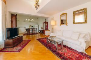 Gallery image of Exclusive Aparthotel La Reunion in Ravenna