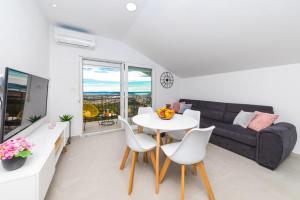 Posezení v ubytování Sun Apartment Klis