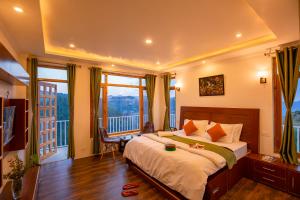 Postel nebo postele na pokoji v ubytování Zostel Homes Theog (Shimla)