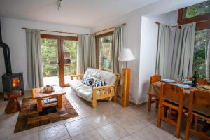 Posezení v ubytování Cabañas Villa Sequoia