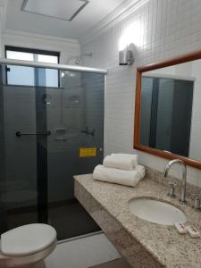 Koupelna v ubytování Hotel Sagres + 37 fotografií