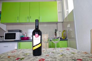 Kuchyň nebo kuchyňský kout v ubytování Apartments Nevenka i Josko