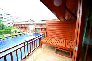 Balkón nebo terasa v ubytování The Chaya Resort and Spa