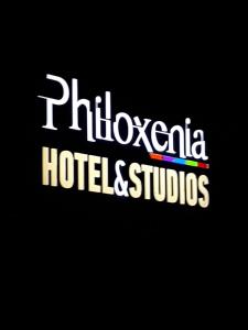 un logo per un hotelacirolidiszoszos istg di Philoxenia Hotel & Studios a Città di Rodi