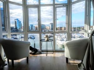 Gallery image of Waterside House in Southampton