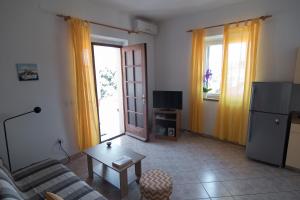 Gallery image of Apartments Ivana in Postira