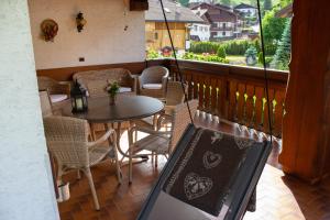 Balkón nebo terasa v ubytování Residence Lastè
