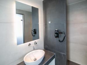 Ein Badezimmer in der Unterkunft Kallos Imar Boutique Hotel