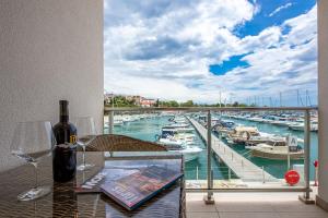 Напитки в Apartments Marina Novi