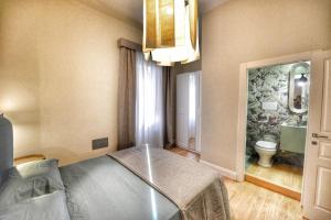 Koupelna v ubytování Domus D'Angelo B&B + 37 fotografií
