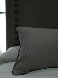 A bed or beds in a room at Aljibe Casa Rural