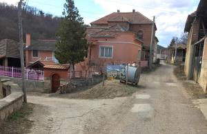 Район the country house або сусідній район