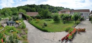 Сад в Country house Dunjin Konak