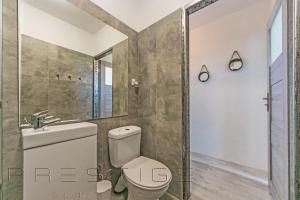 Kúpeľňa v ubytovaní Reagan Park Apartament