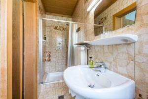 Koupelna v ubytování B&B Villa Angelino + 37 fotografií
