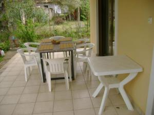 Foto dalla galleria di Lefkas house with garden a Tsoukalades