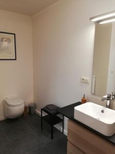 ภาพในคลังภาพของ Lommel-inn ในลอมเมล +8 ภาพ