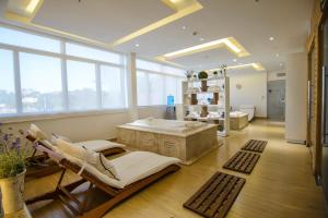 Χώρος καθιστικού στο Awa Resort Hotel