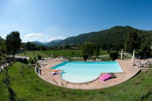 A view of the pool at Valle Rosa or nearby