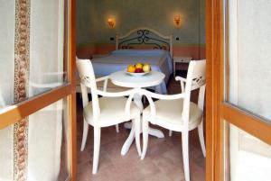 Uma área de estar em Valle Rosa mais 34 fotos