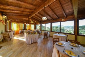 Restoran atau tempat lain untuk makan di Parco dei Limoni