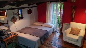 Postel nebo postele na pokoji v ubytování Casa rural De Añil - Jardín privado