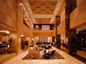 a lobby at the trump international hotel tower philadelphia at Hotel Nikko Kumamoto in Kumamoto