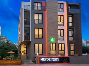 Budova, kde se aparthotel nachází
