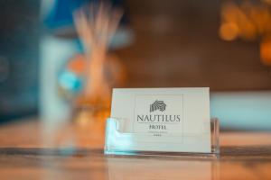 Nautilus Hotel的证书、奖牌、标识或其他文件