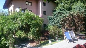 Ogród w obiekcie BASTÓWKA 2 Apartamenty