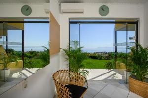 Balkón alebo terasa v ubytovaní Hermes Beach Front
